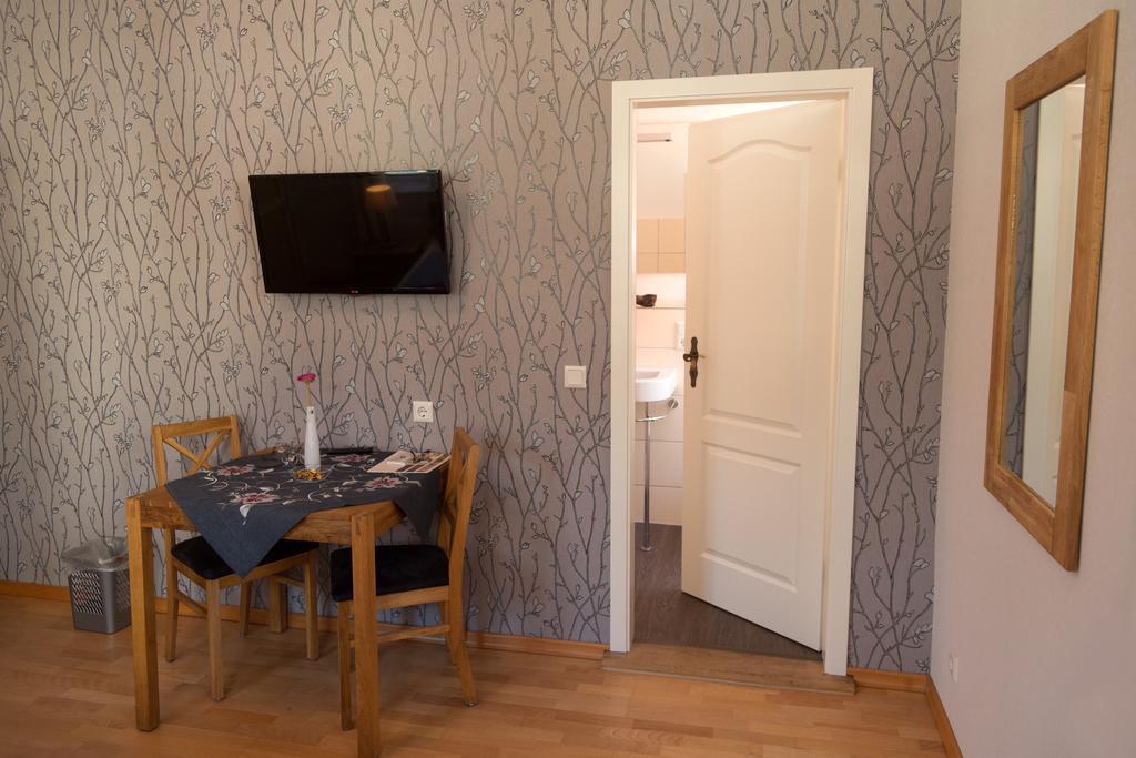Dooscht Gaestehaus Reichshof Kröv Kültér fotó